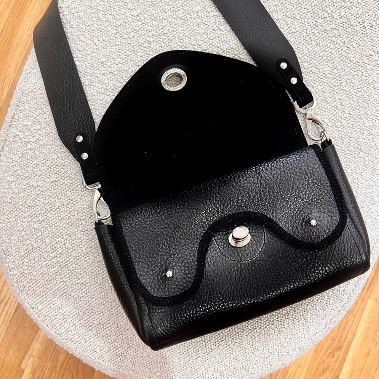 Sac à main créateur en cuir noir pour femme