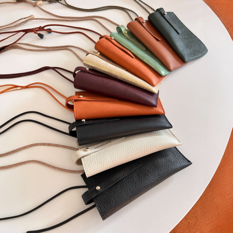 collection d'étuis à lunettes en cuir pour femmes et hommes