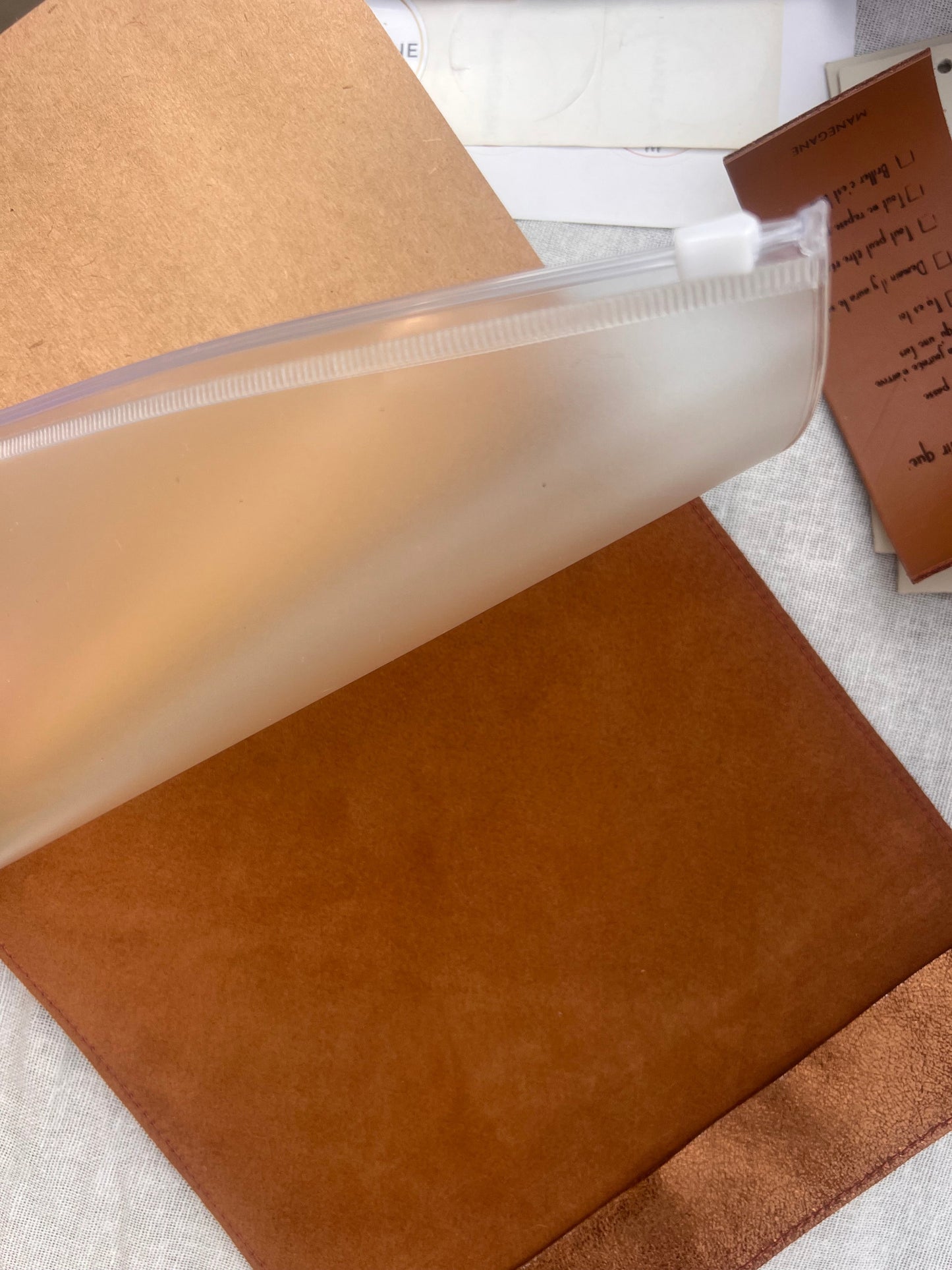 carnet cuir avec rangement zippé