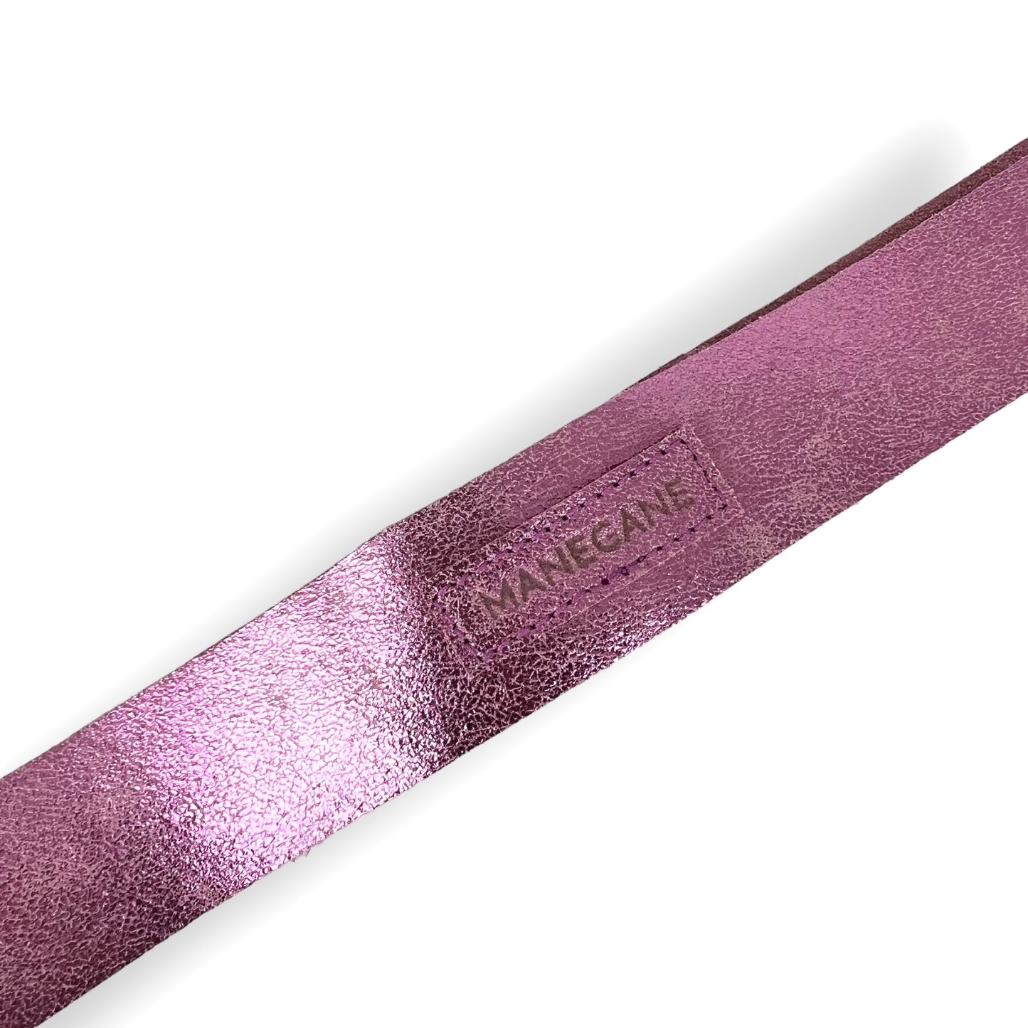 Cinturón joya en cintura rosa lila
