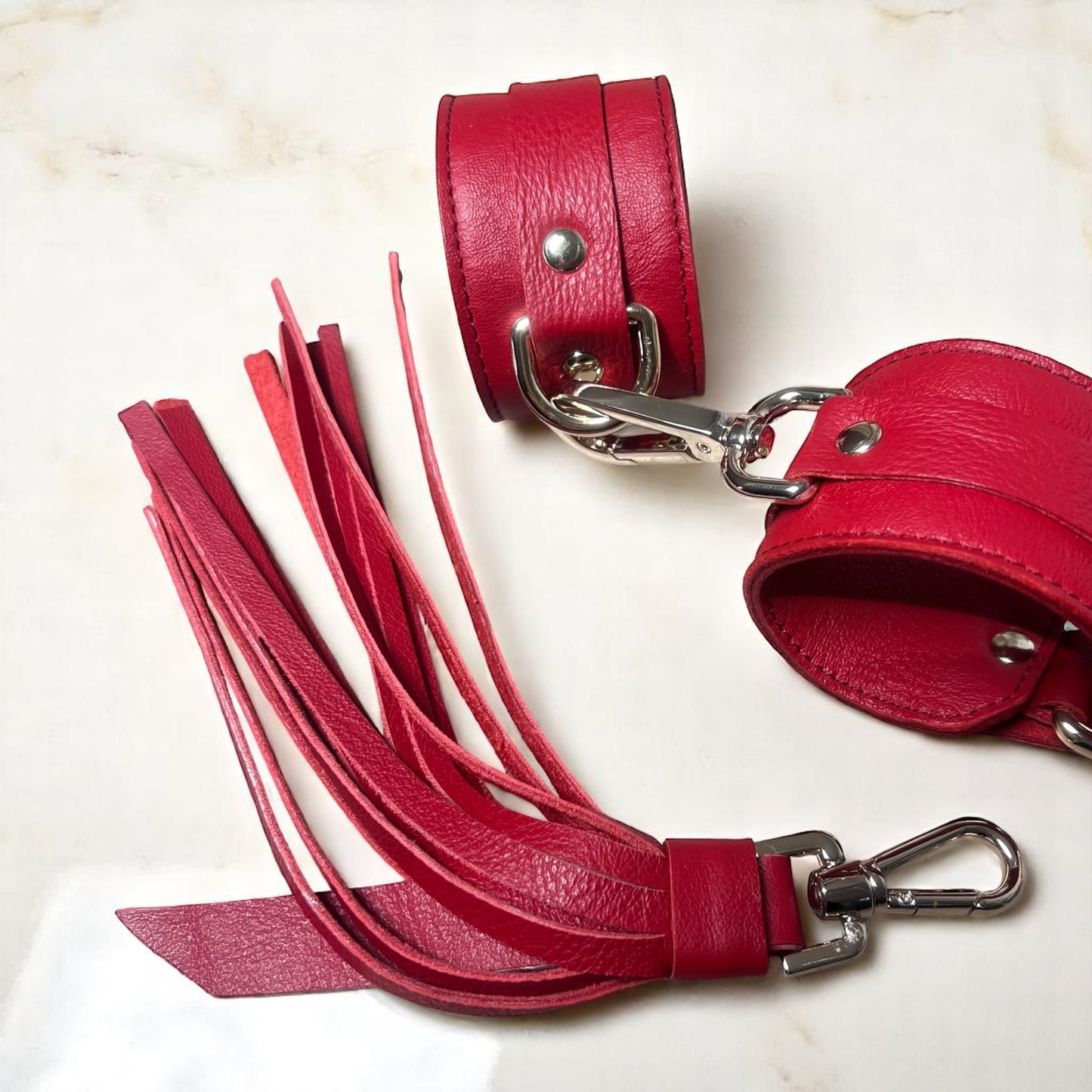 accessoires en cuir sexy pour couple