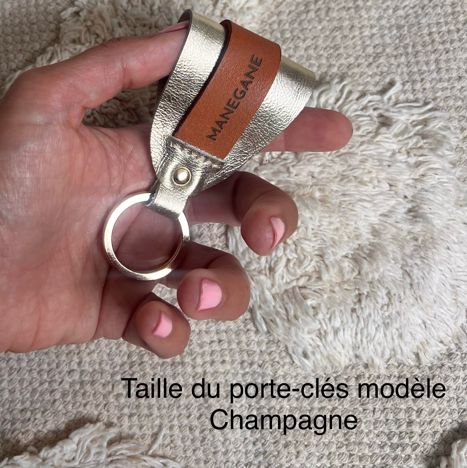 porte clés cuir doré