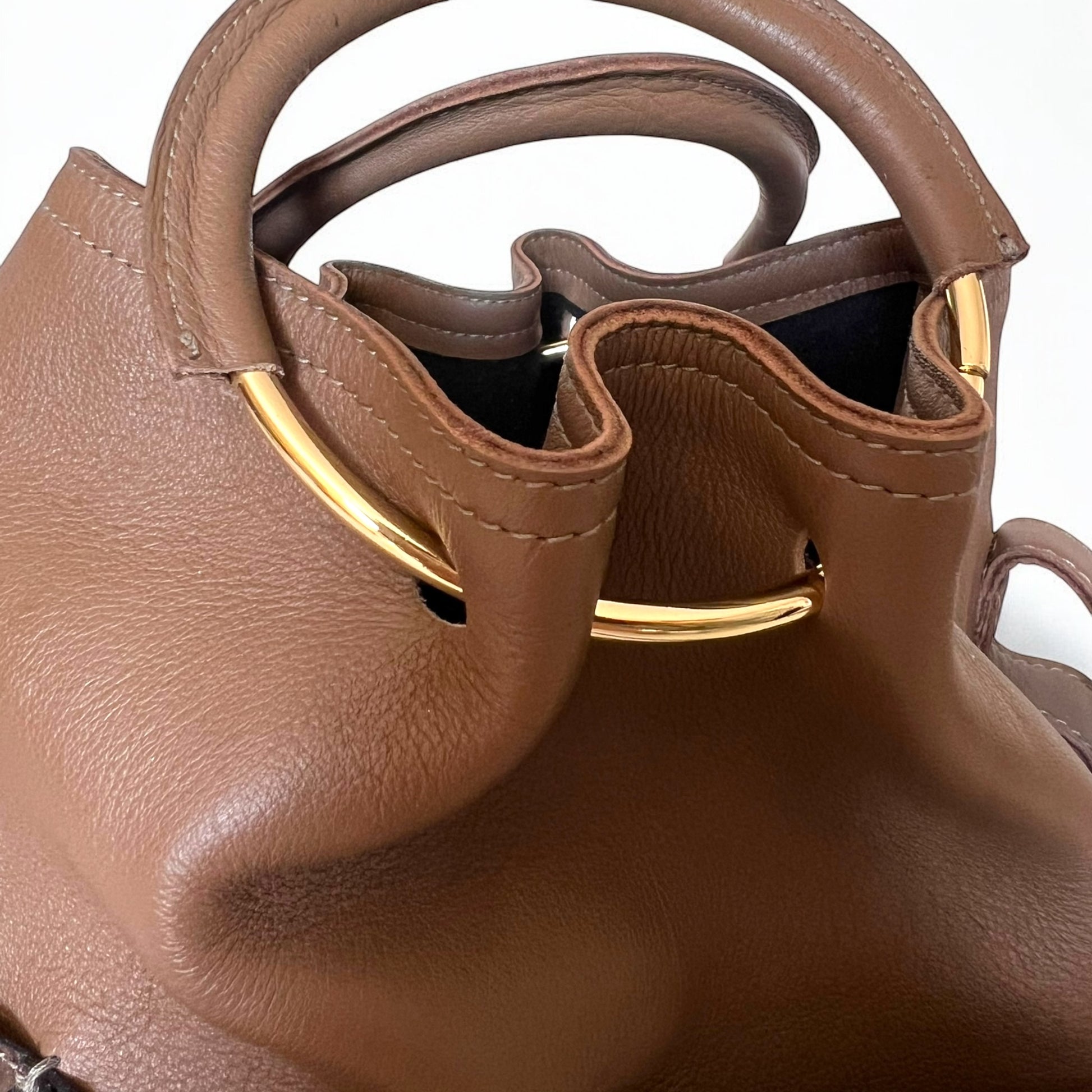 sac avec poignees rondes metal