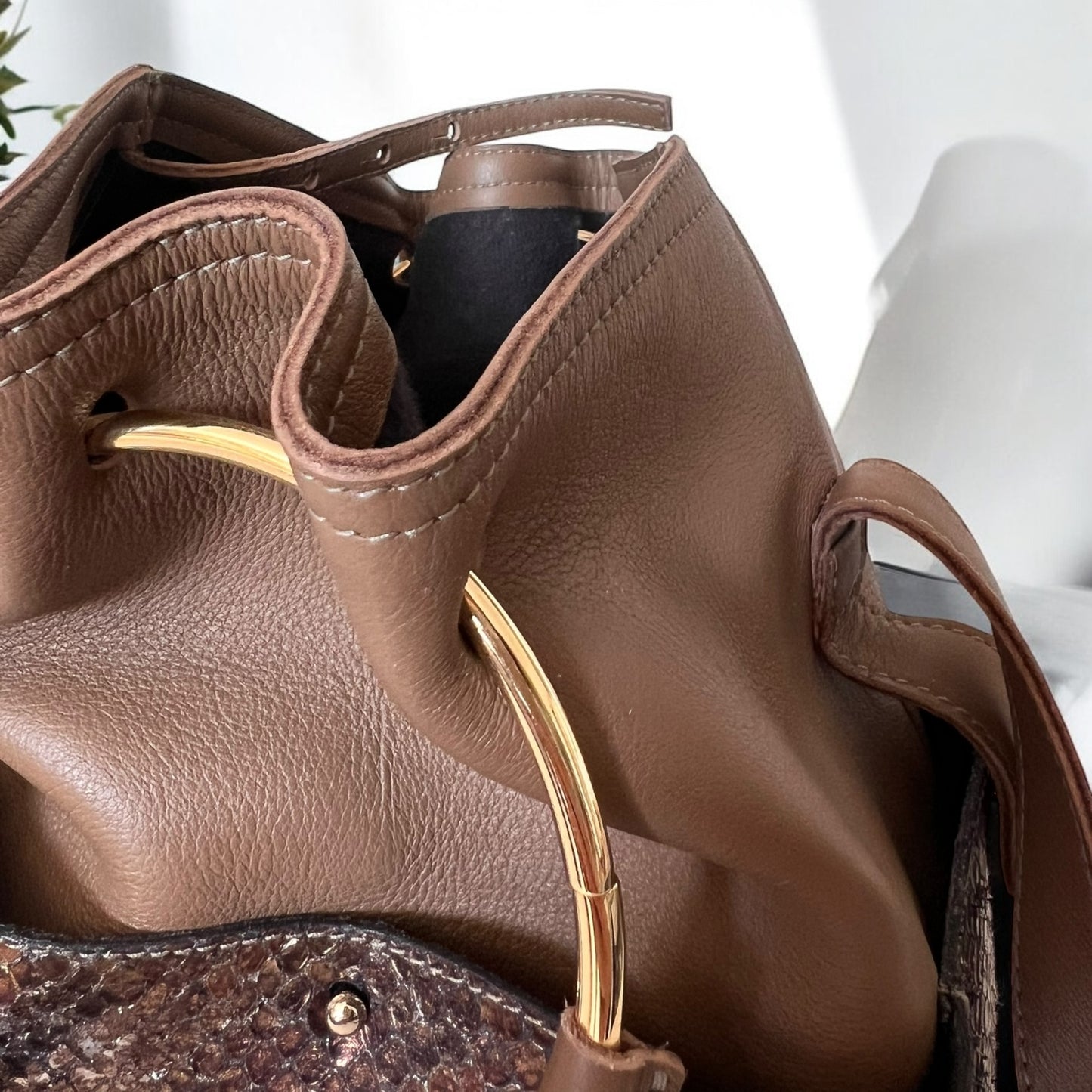 sac avec poignées anneau metal