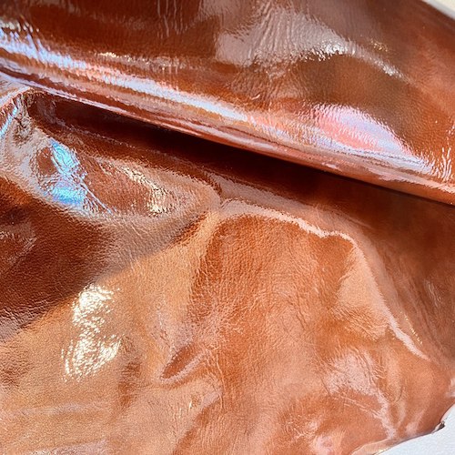 Cuir verni marron - Manegane