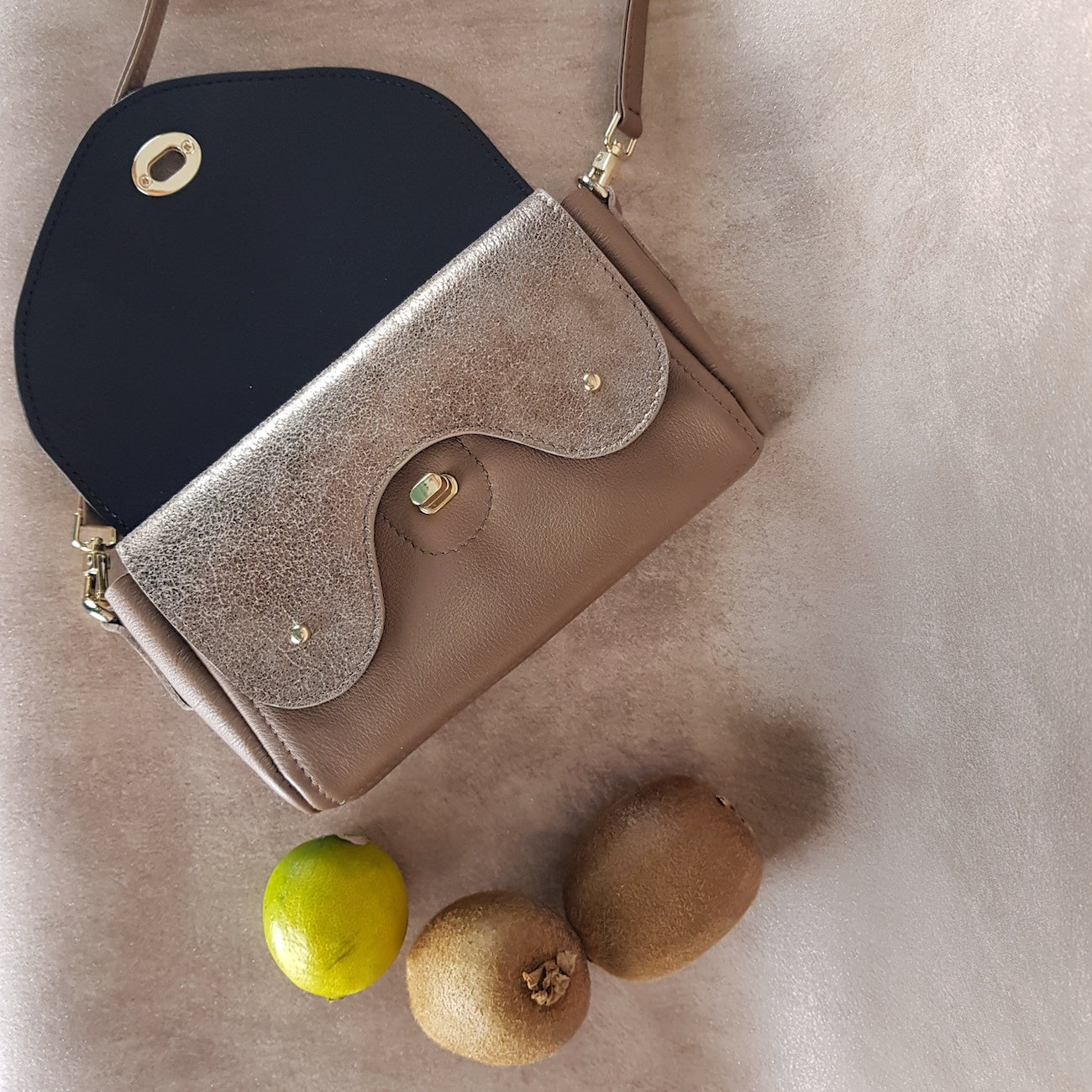 interieur bisou bag manegane