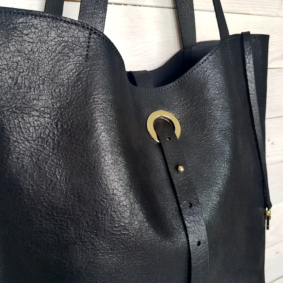 cuir effet vieilli du cabas Charcoal Manegane