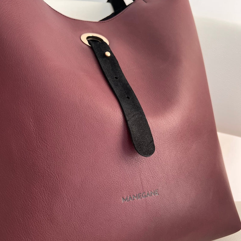 Cabas en cuir rouge manegane