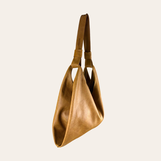 Bolso shopper NAIMA de piel color camel