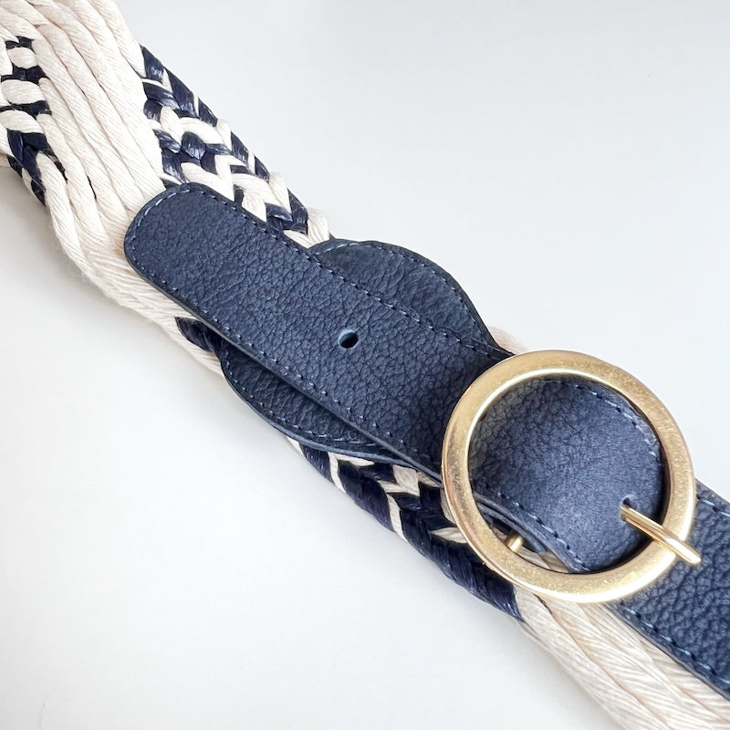 ceinture corde tressée blanche et bleu
