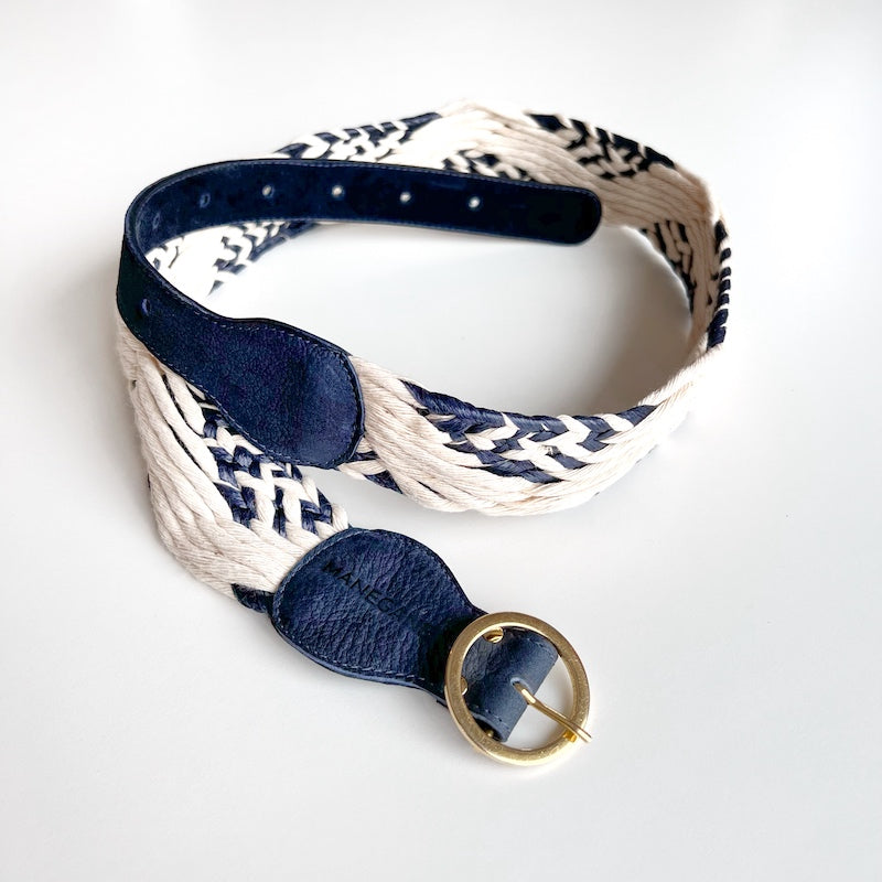 ceinture corde tressée blanche et bleu