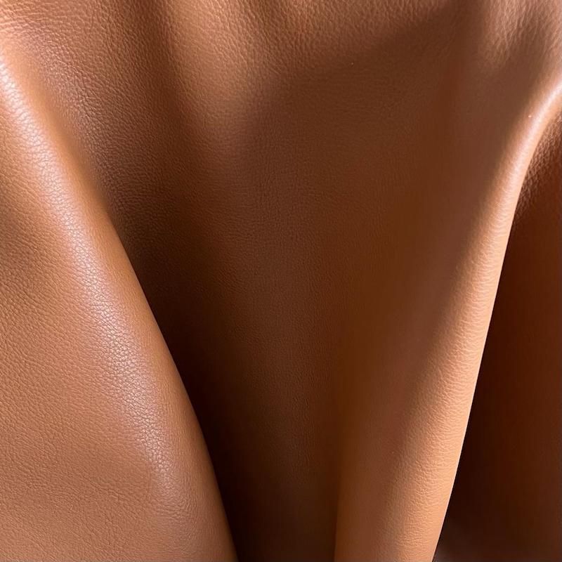 cuir noisette manegane