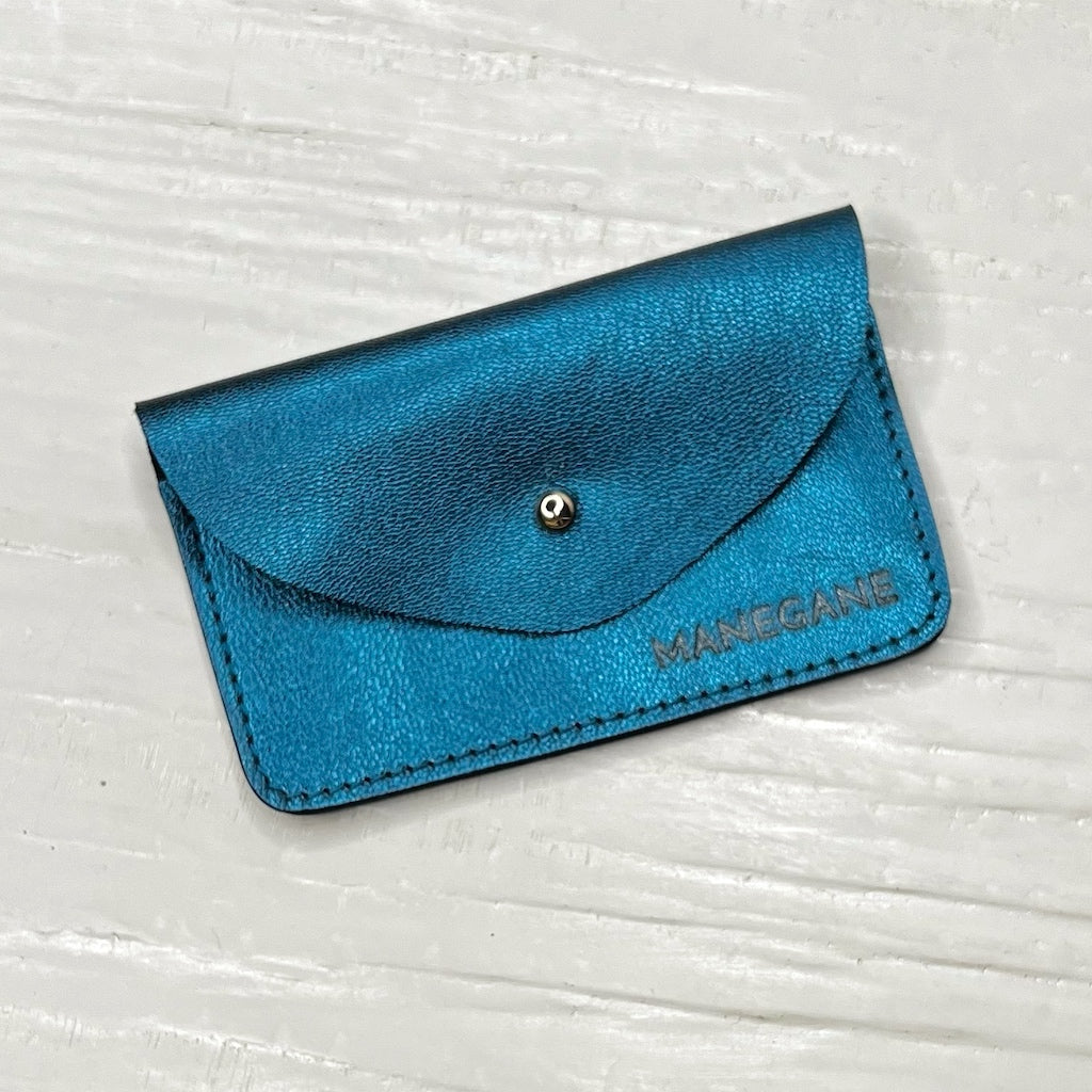 porte-cartes bleu Méditerranée en cuir manegane