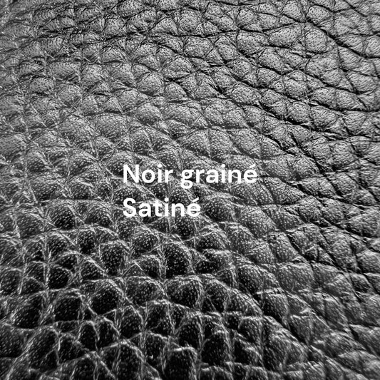 cuir noir grainé pour objet de maroquinerie 