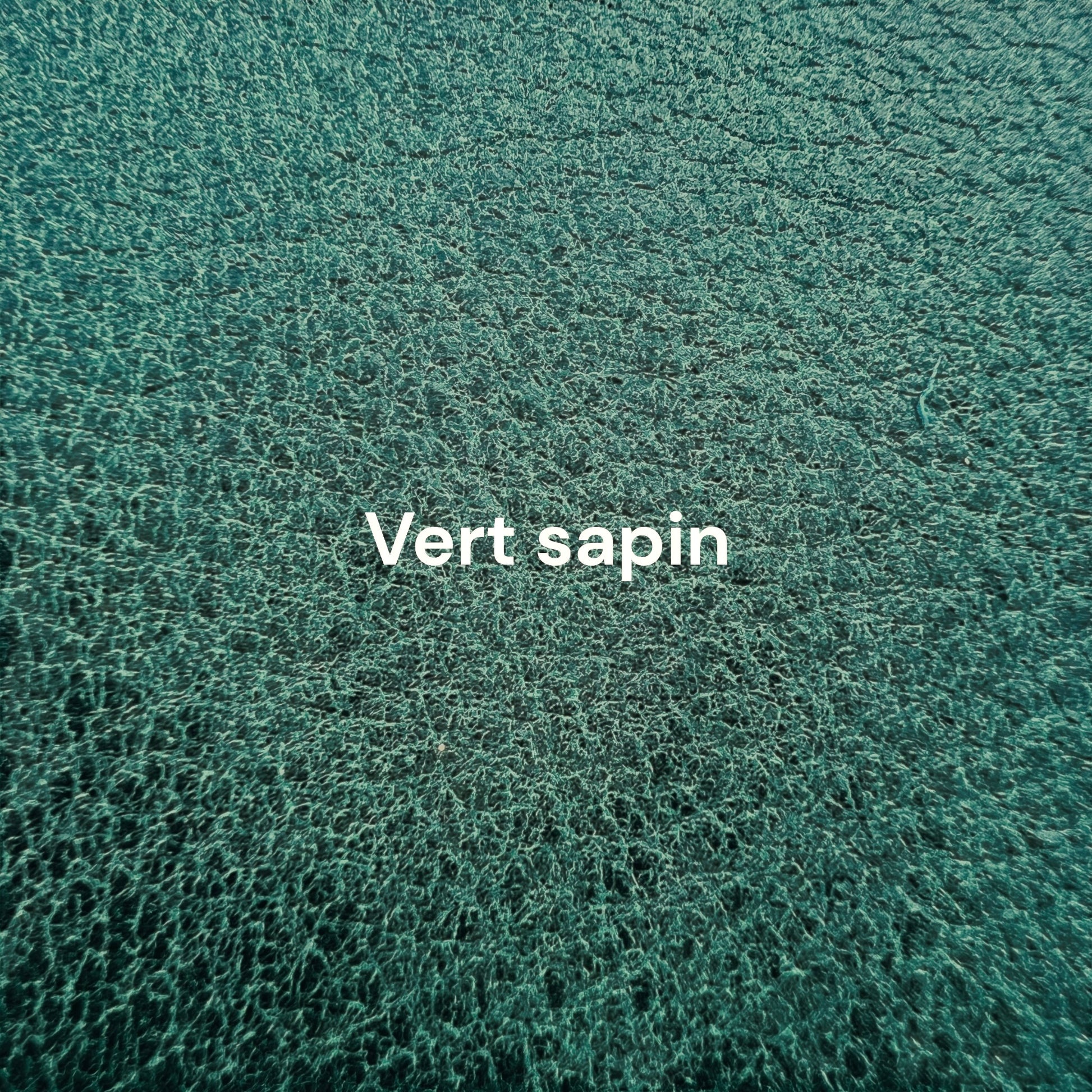 création en cuir vert foncé