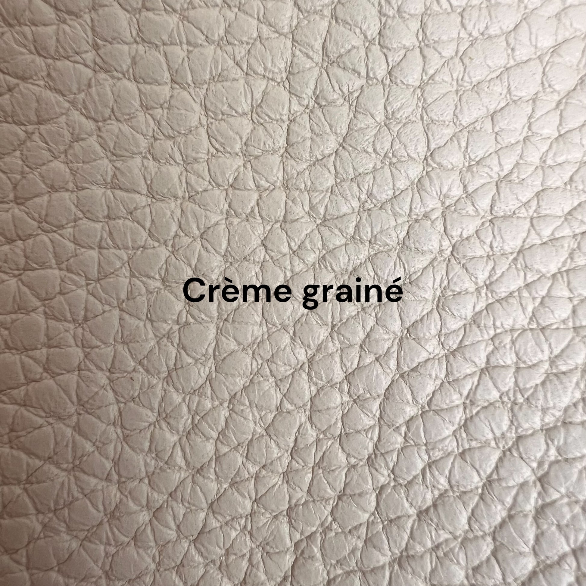 carnet en cuir couleur crème