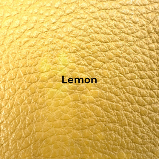 petit carnet en cuir jaune personnalisé