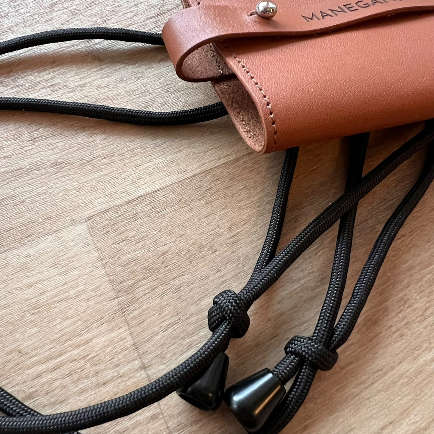 artisanat en cuir pour homme fait main en france