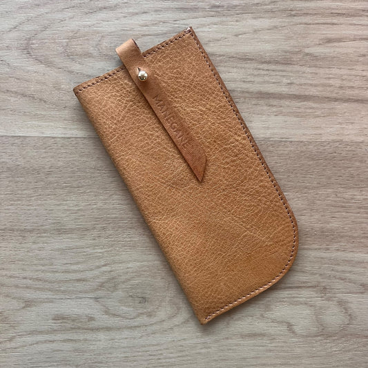 étui à lunettes en cuir couleur sable