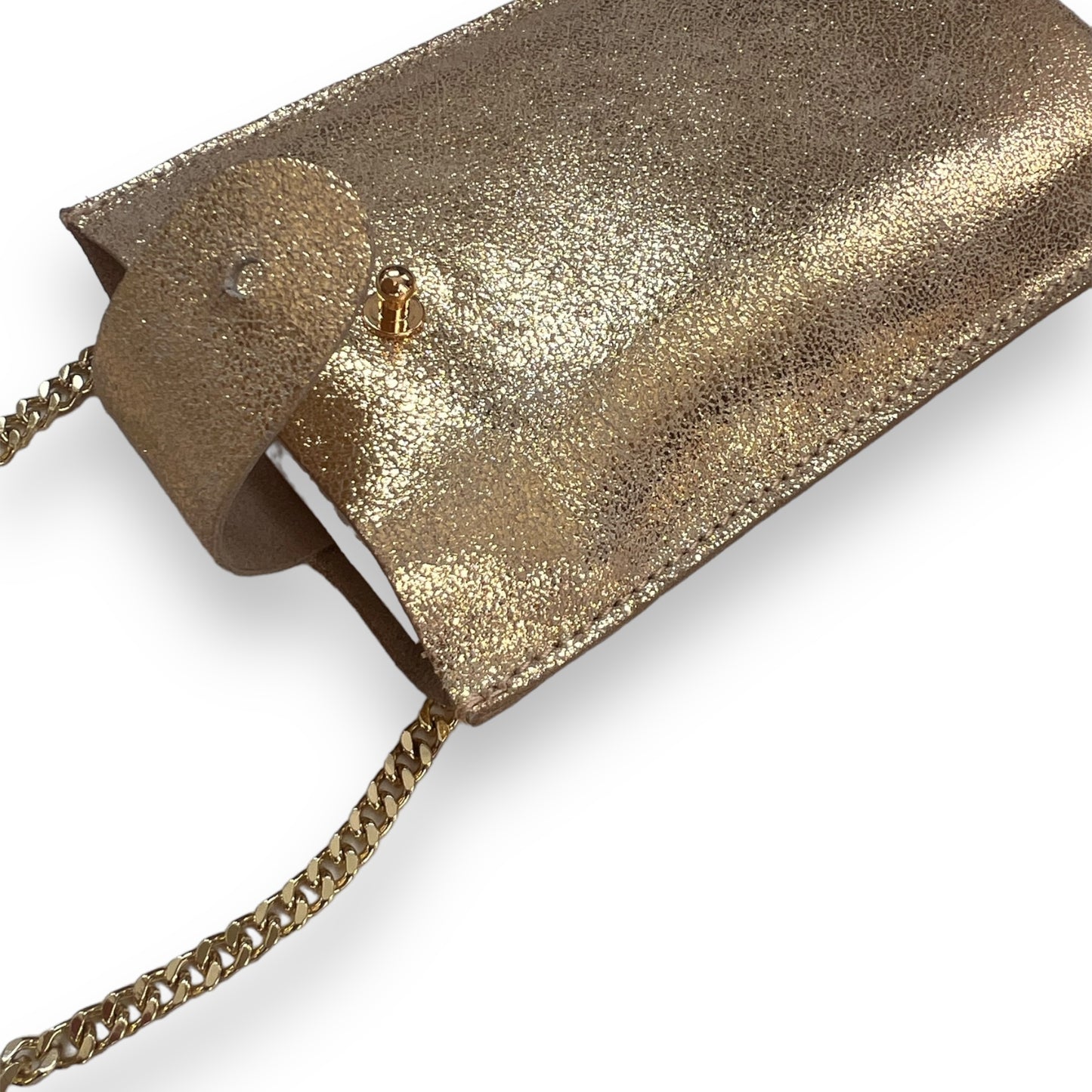 étui à téléphone en cuir doré 