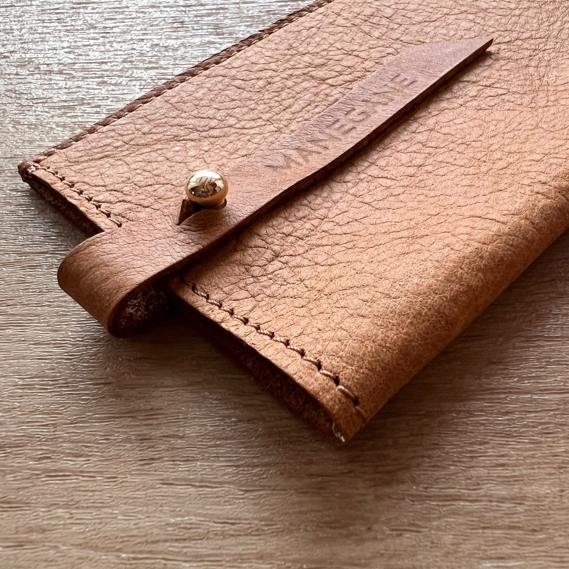 etuis lunettes en cuir créateur
