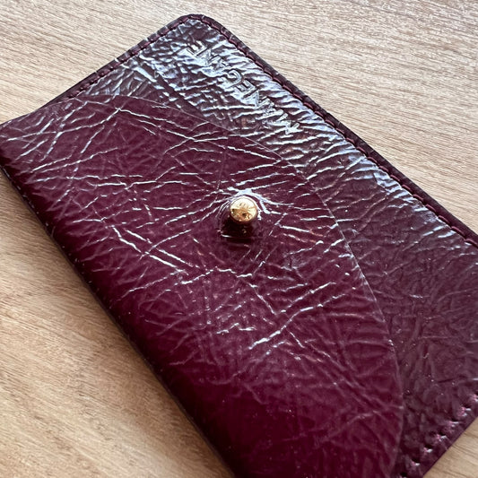 porte carte en cuir verni violet