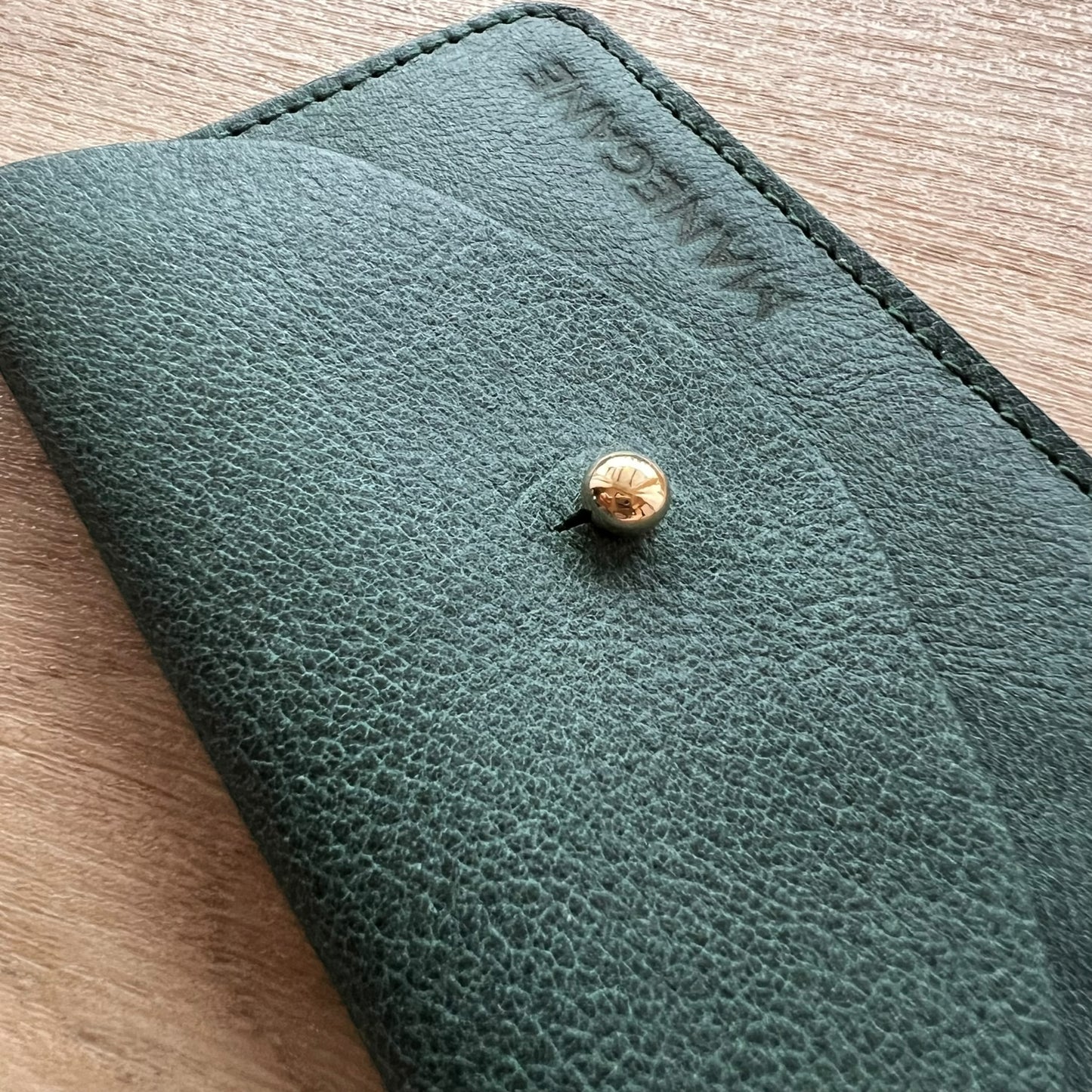 porte-carte en cuir vert foncé pour femme