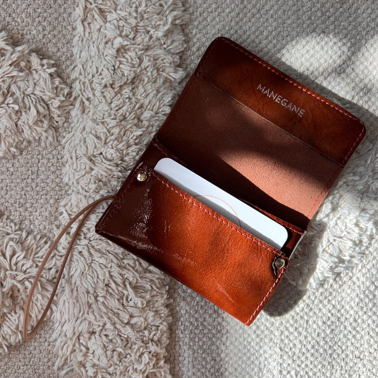 cadeau-femme-porte-carte-cuir-artisanal