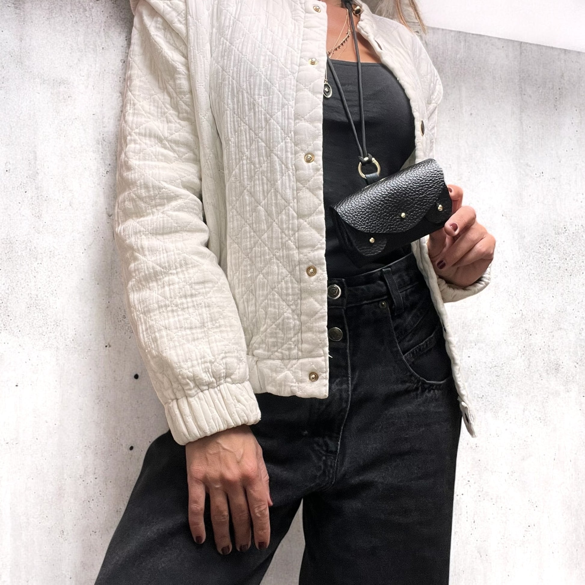 Porte monnaie en cuir véritable avec lien d’attache 