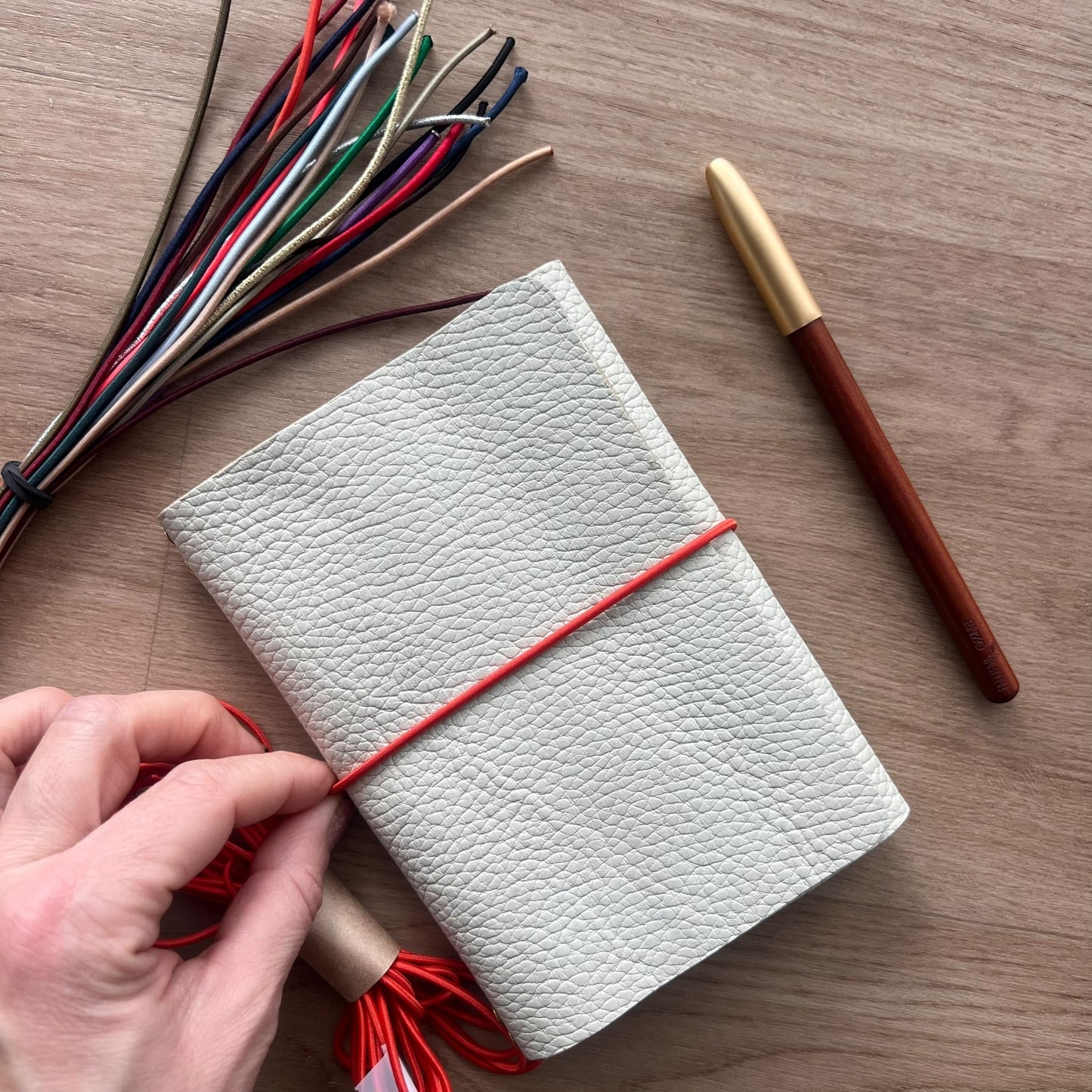 protege carnet en cuir