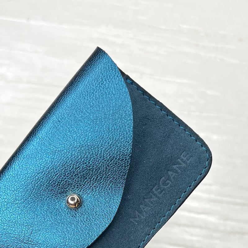 porte carte en cuir bleu medittarranee manegane