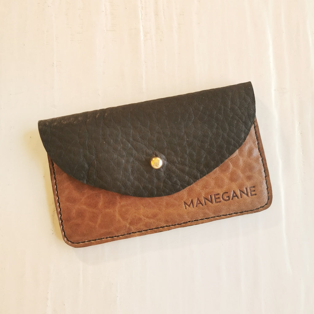 Porte-cartes en cuir noir et bubble marron