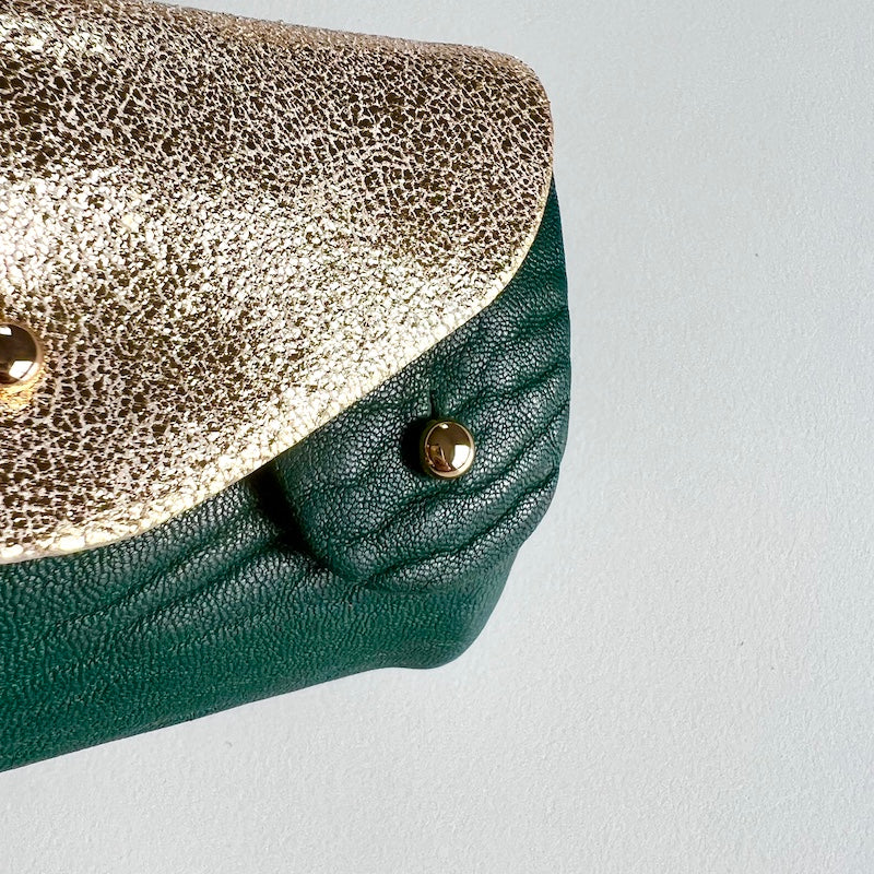 porte-monnaie en cuir or et vert manegane